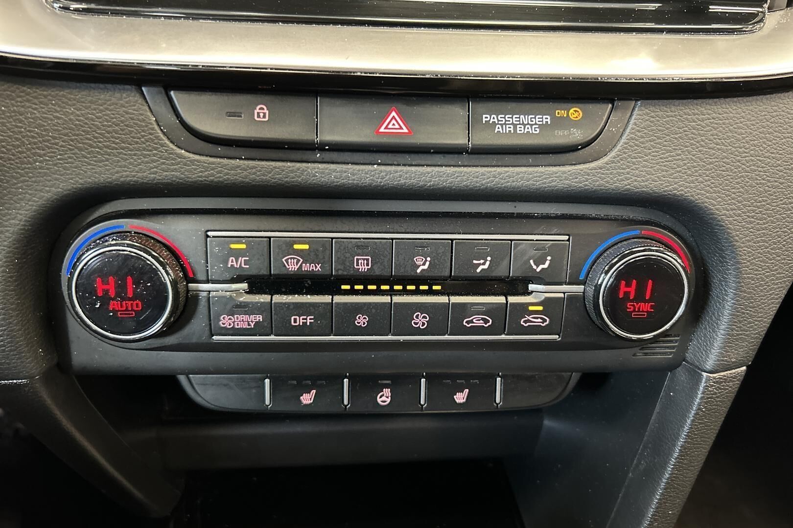 KIA XCeed iso kuva 18