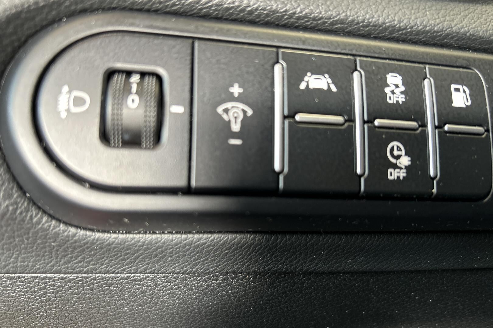 KIA XCeed iso kuva 23