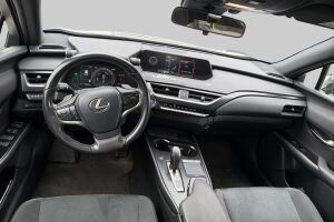 Lexus UX esikatselu 2