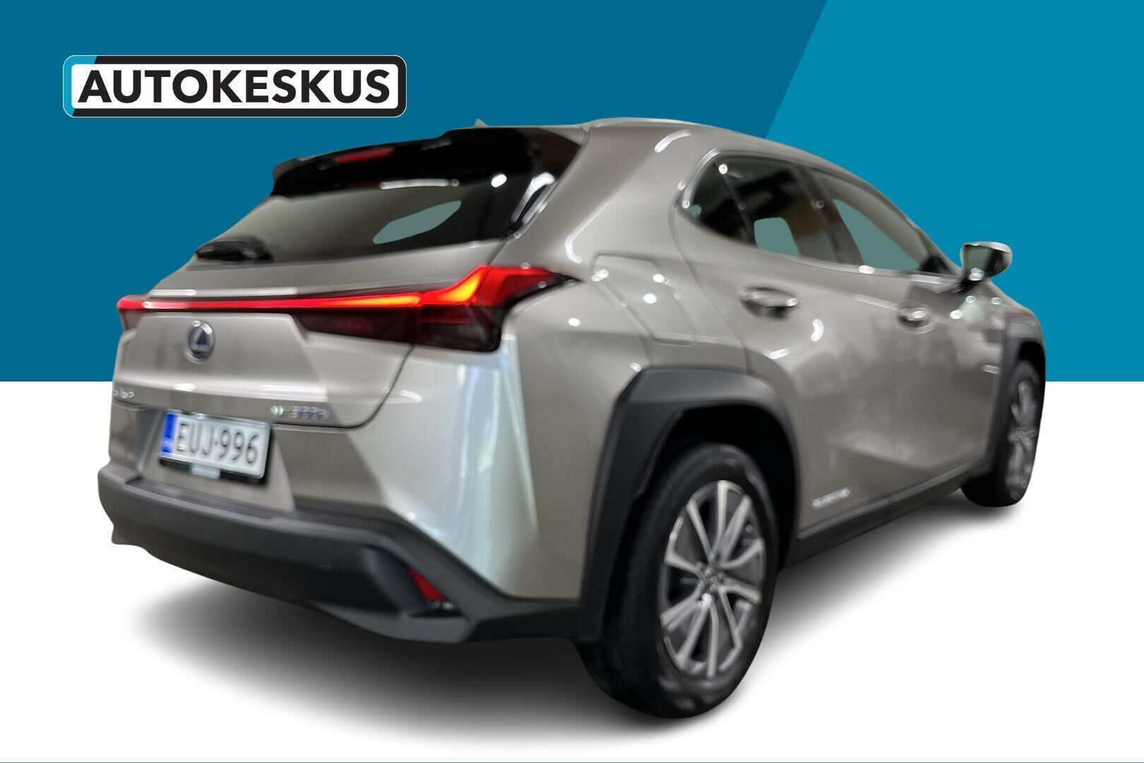 Lexus UX iso kuva 0