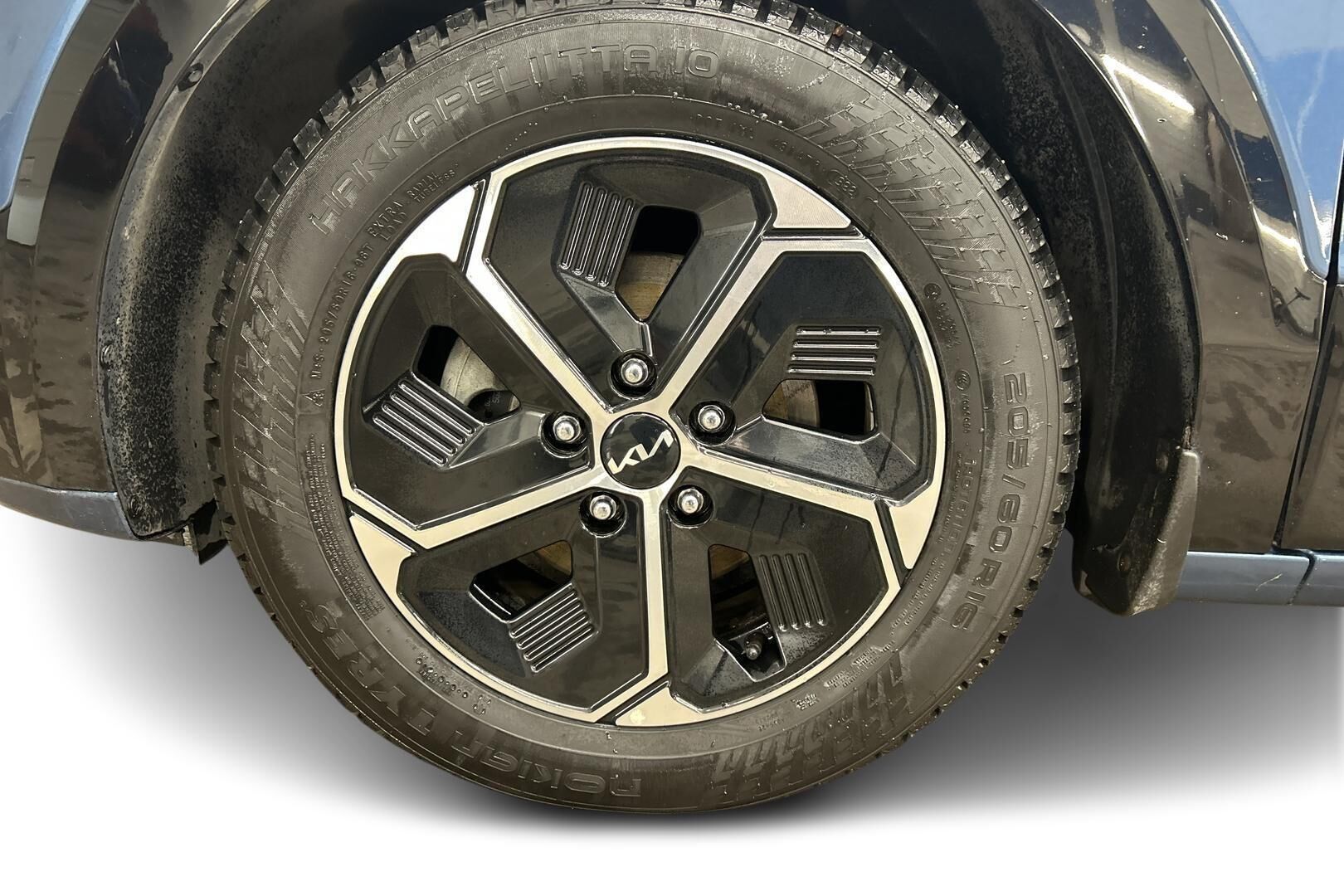 Kia Niro iso kuva 10
