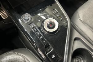 Kia Niro esikatselu 16