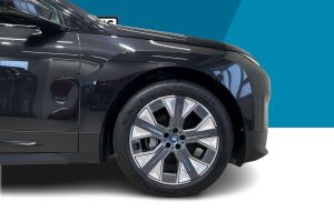 BMW iX esikatselu 13