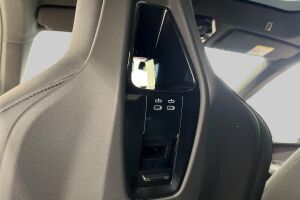 BMW iX esikatselu 34