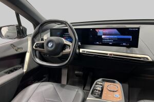 BMW iX esikatselu 35