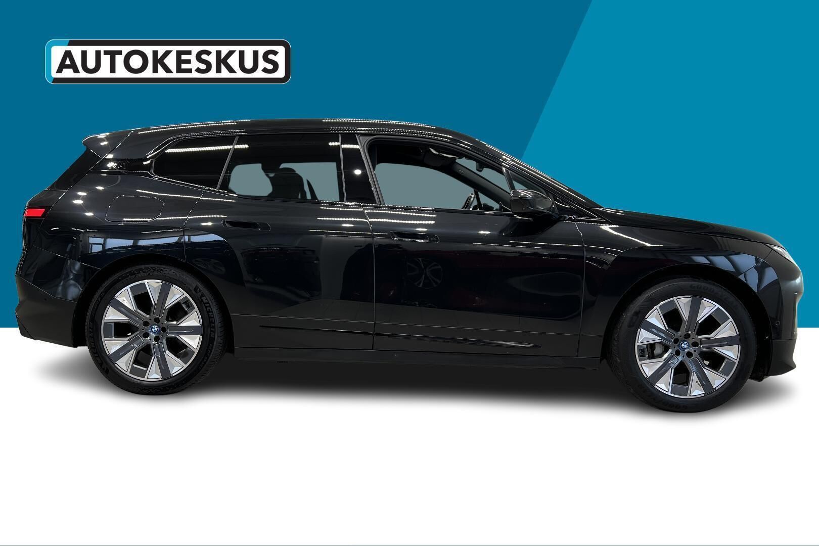 BMW iX iso kuva 4