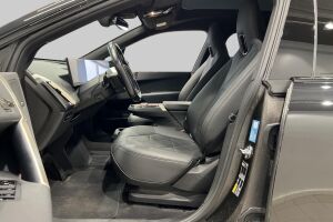 BMW iX esikatselu 9