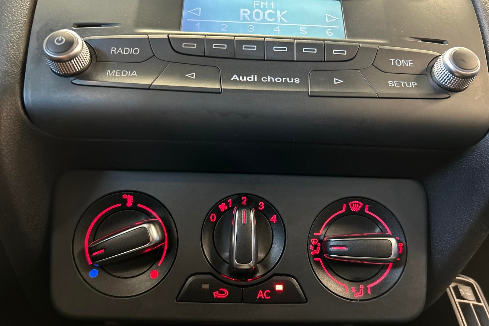 Audi A1 iso kuva 16
