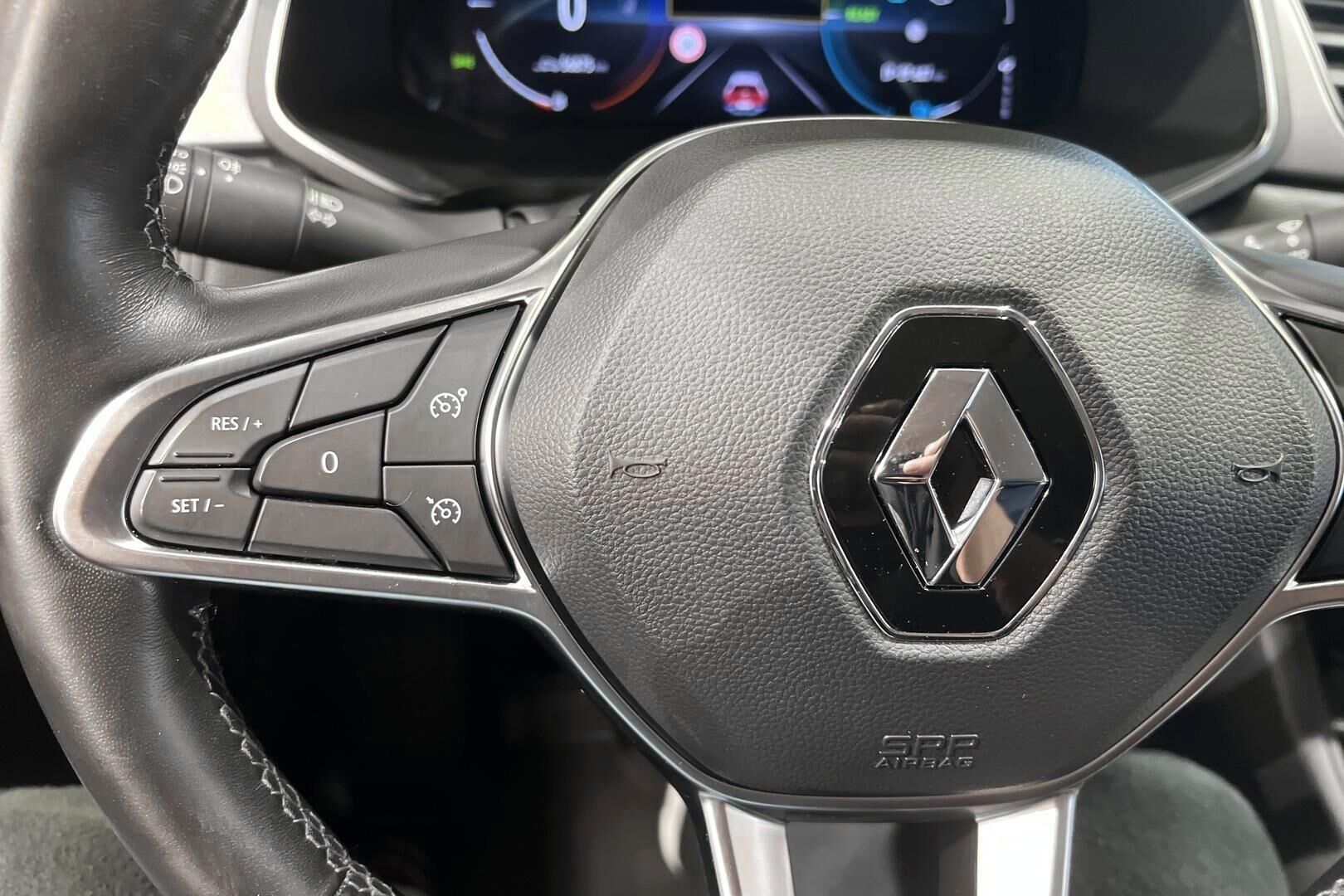 Renault Captur iso kuva 26
