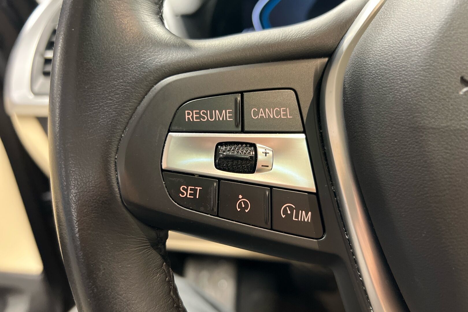 BMW X3 iso kuva 12