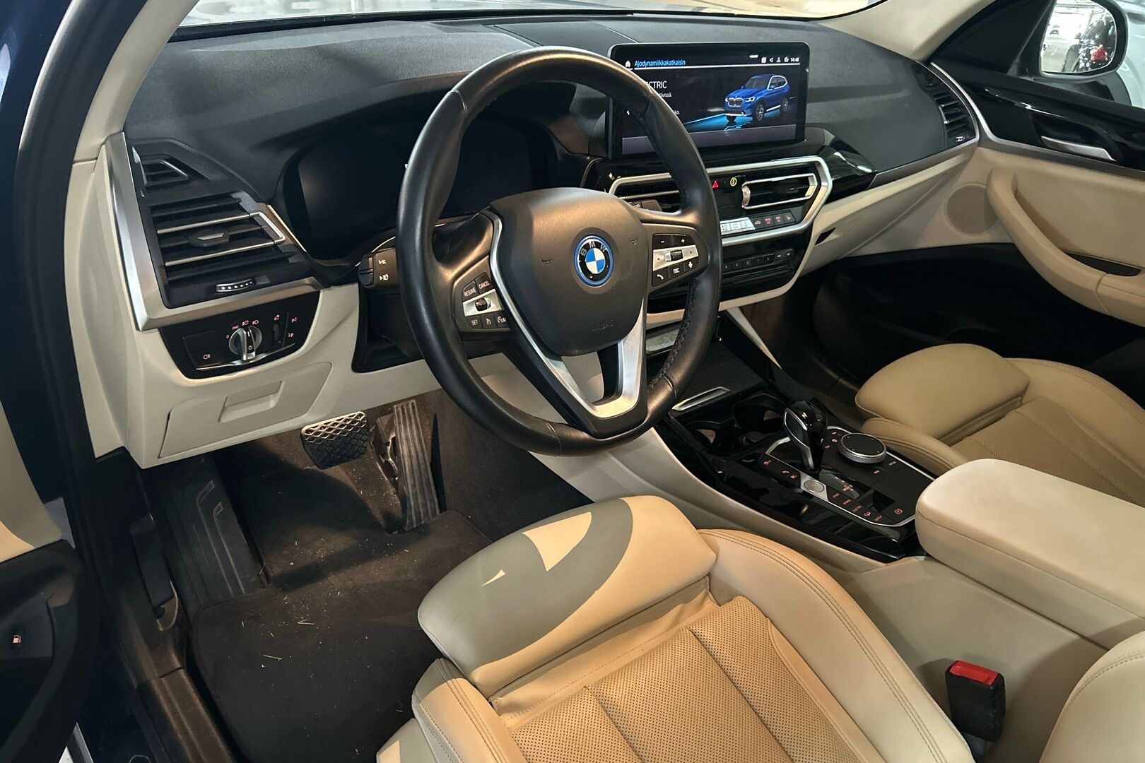 BMW X3 iso kuva 1