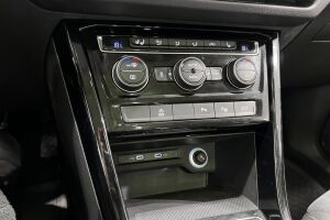 Volkswagen Touran esikatselu 21