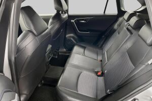 Toyota RAV4 esikatselu 9
