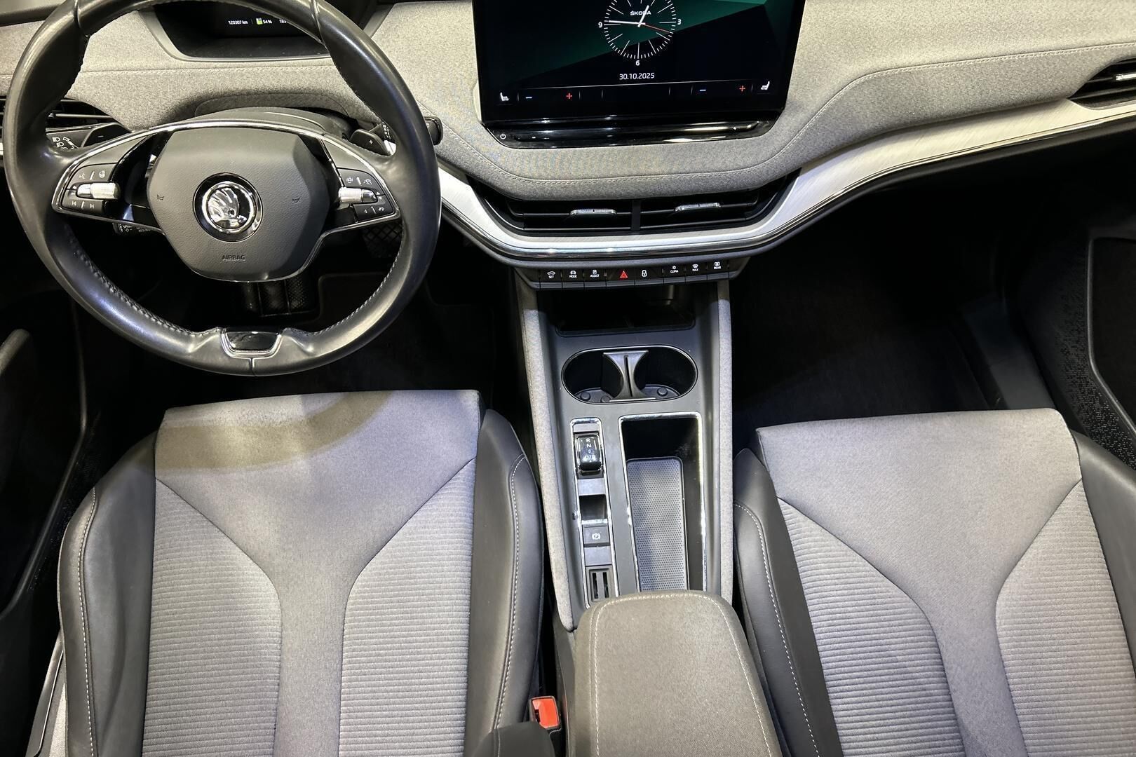 Skoda Enyaq iso kuva 11