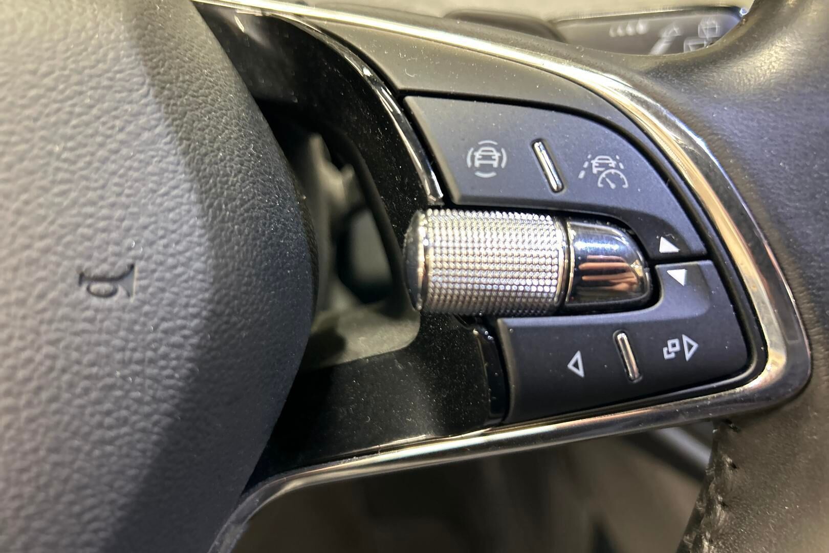 Skoda Enyaq iso kuva 16