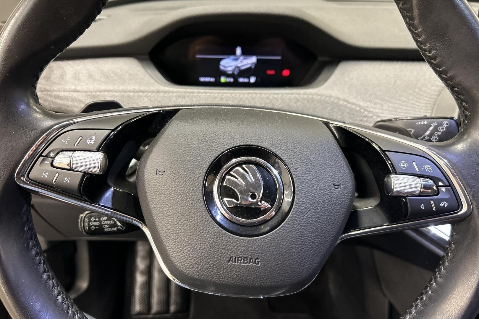 Skoda Enyaq iso kuva 18