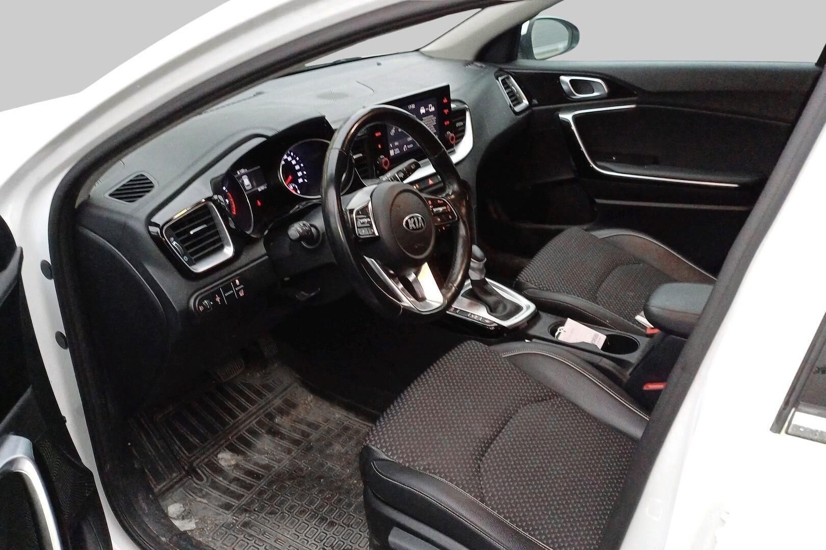Kia XCeed iso kuva 2