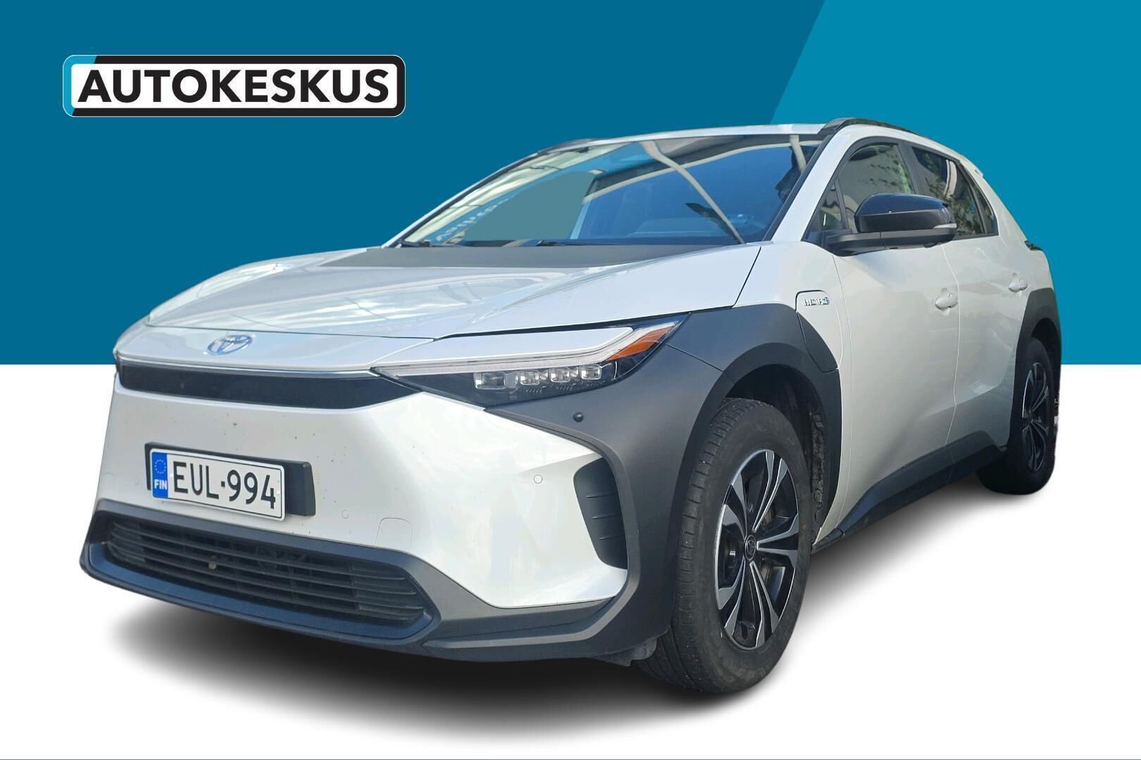 Toyota bZ4X iso kuva 0