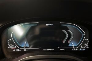 BMW X3 esikatselu 10