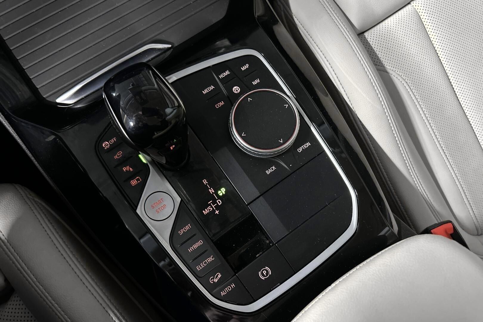 BMW X3 iso kuva 34