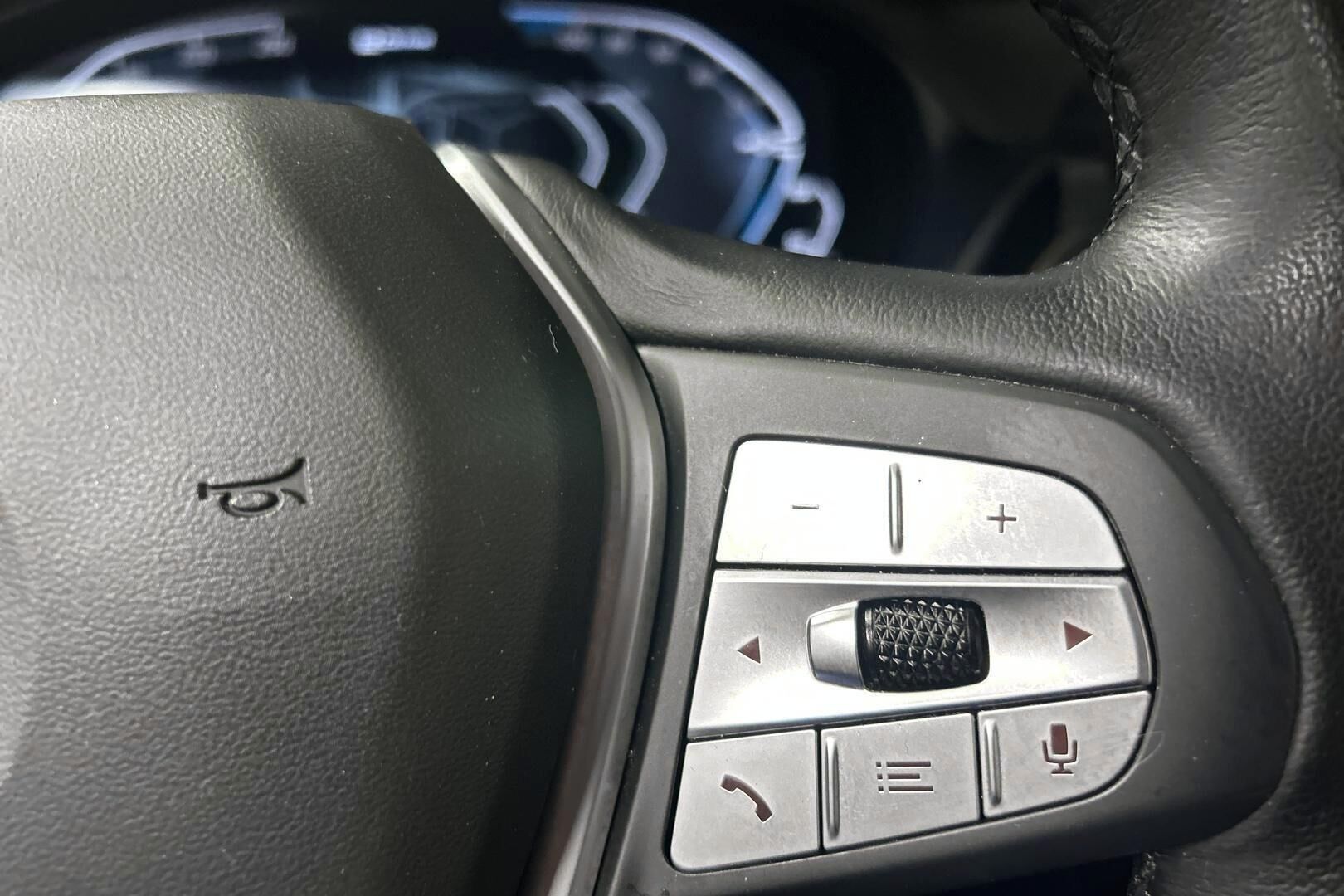 BMW X3 iso kuva 19