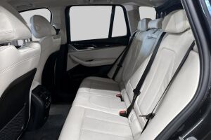 BMW X3 esikatselu 7