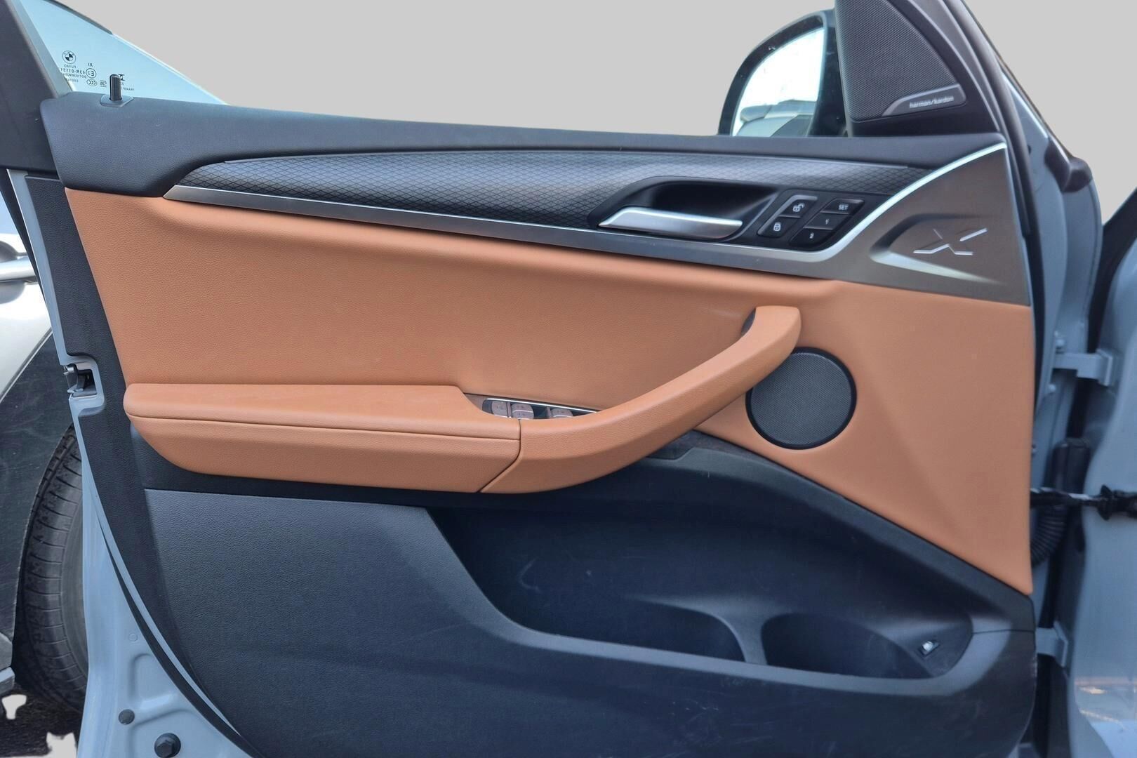 BMW X3 iso kuva 5