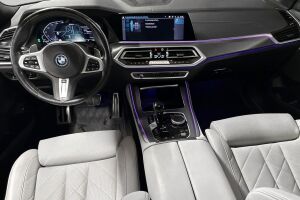 BMW X5 esikatselu 38