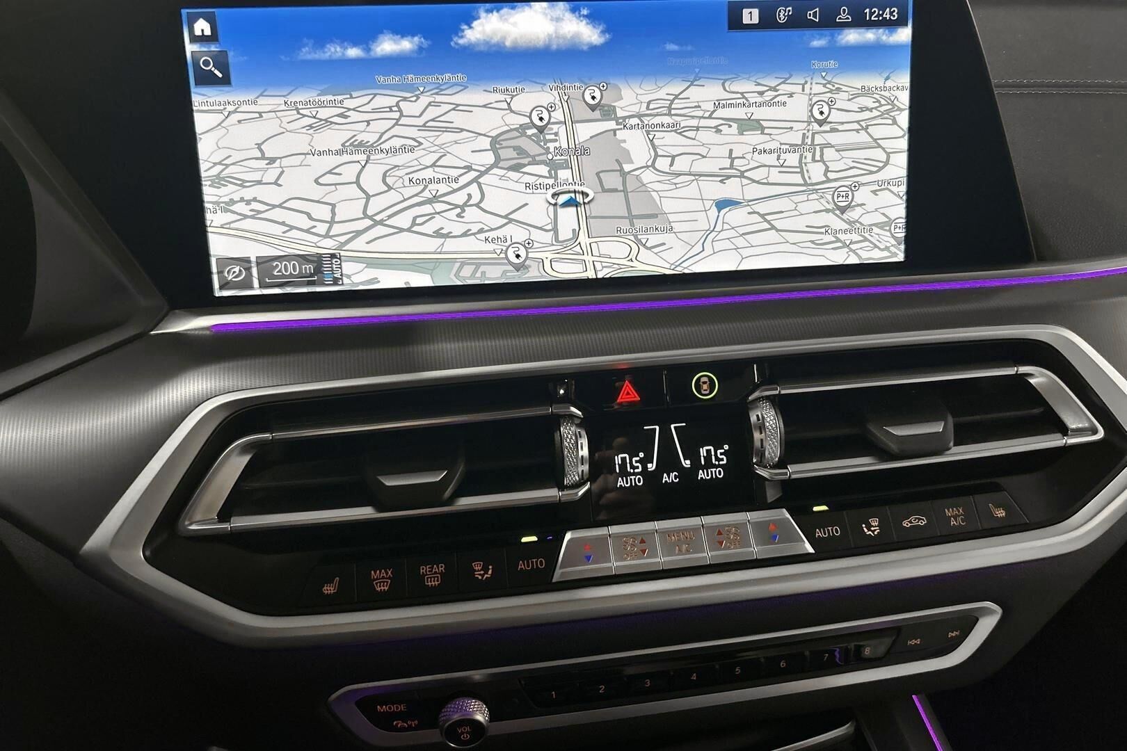 BMW X5 iso kuva 16