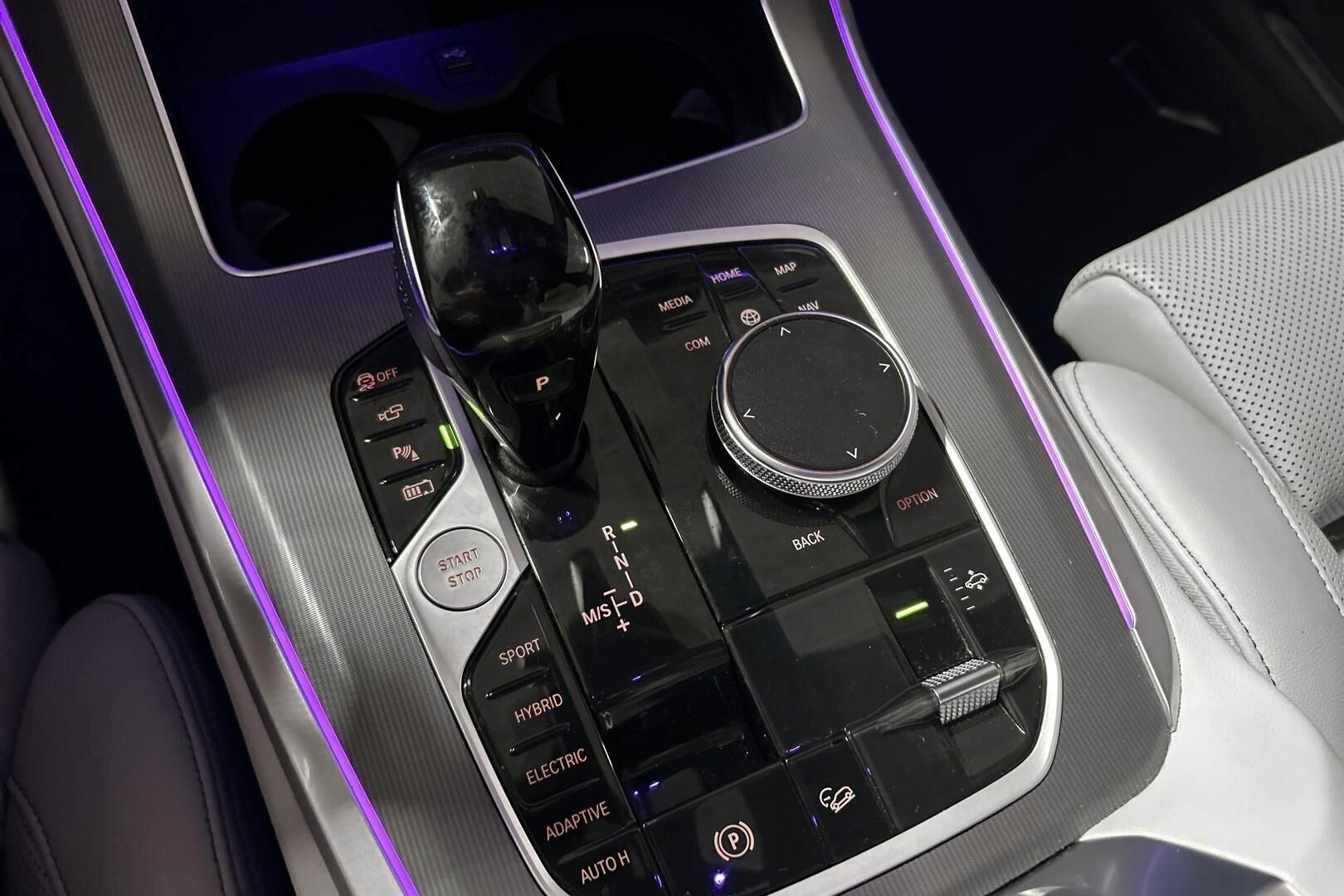 BMW X5 iso kuva 20
