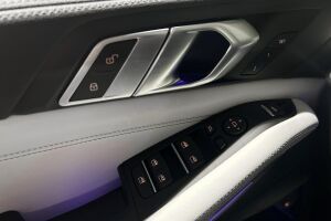 BMW X5 esikatselu 25