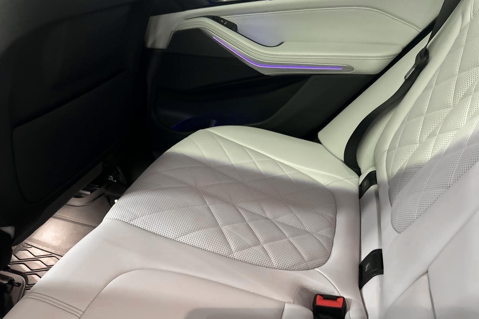 BMW X5 iso kuva 30
