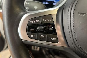 BMW i4 esikatselu 14