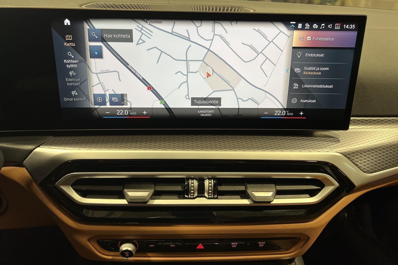 BMW i4 iso kuva 13