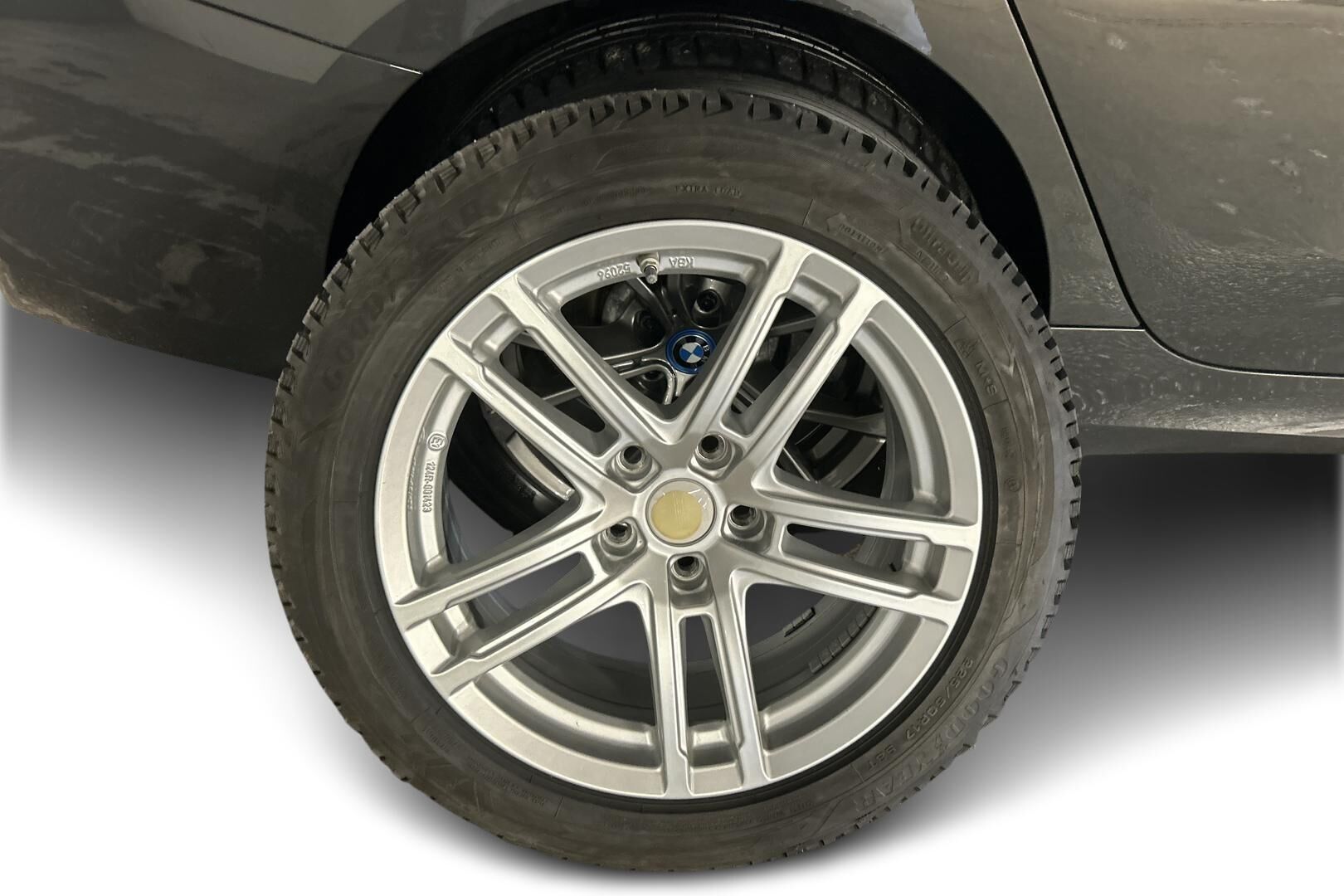 BMW 3-sarja iso kuva 11