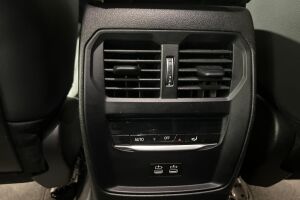 BMW 3-sarja esikatselu 24