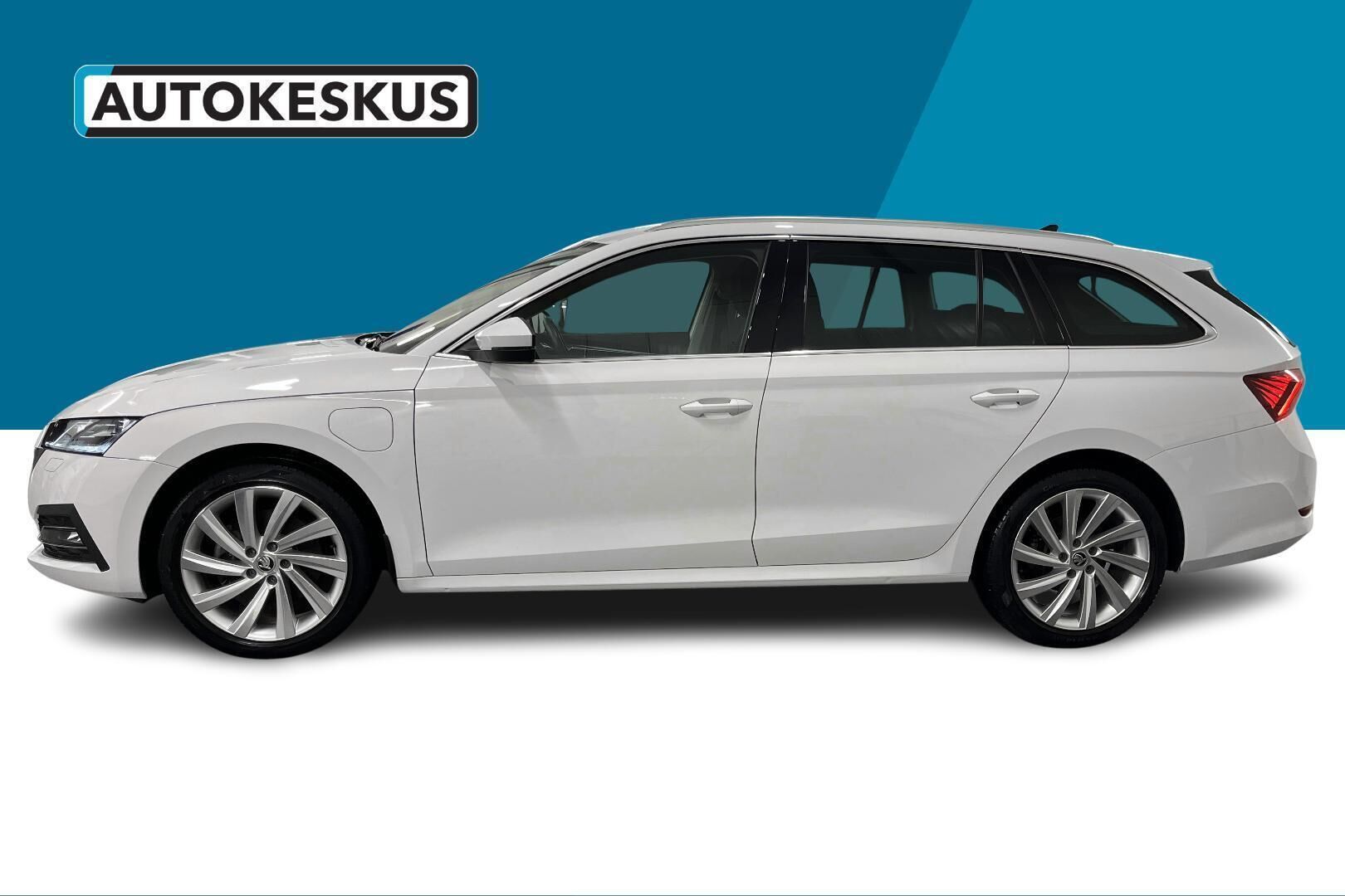 Skoda Octavia iso kuva 8