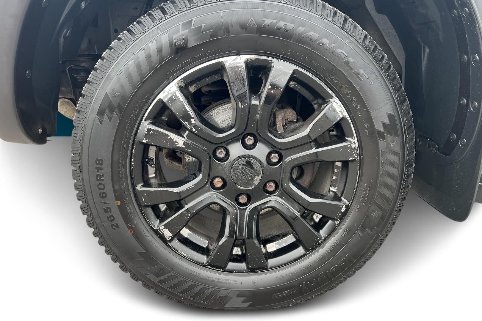 Ford Ranger iso kuva 13