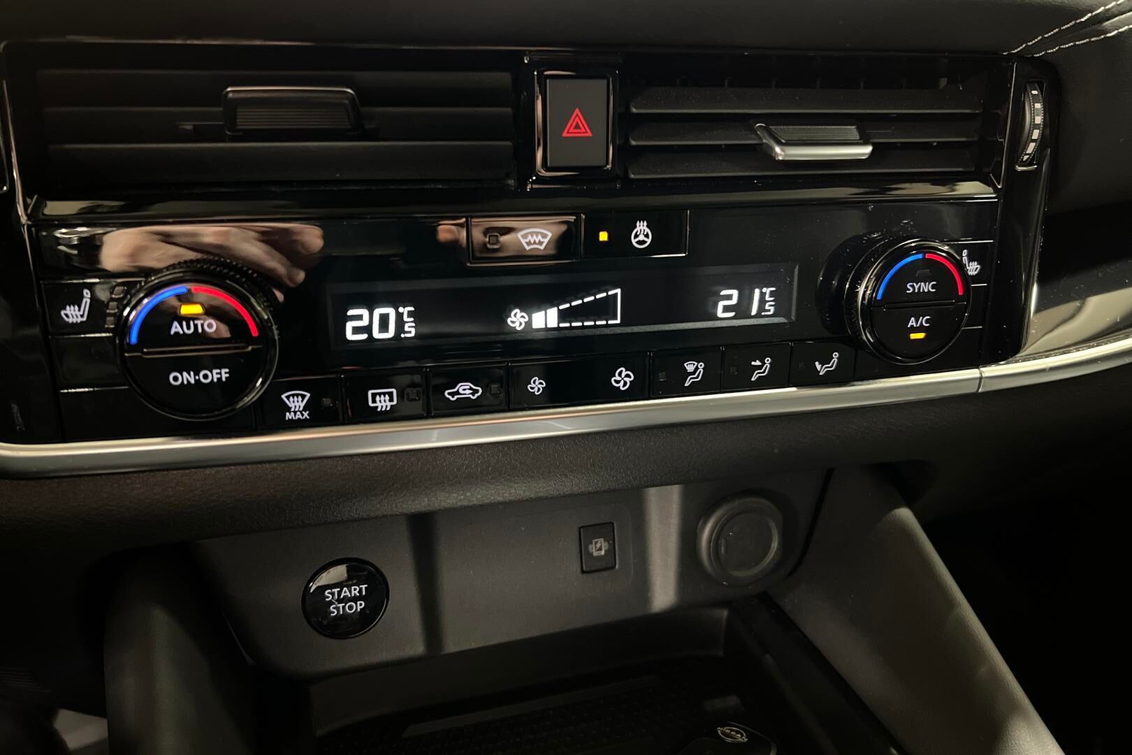 Nissan Qashqai iso kuva 20