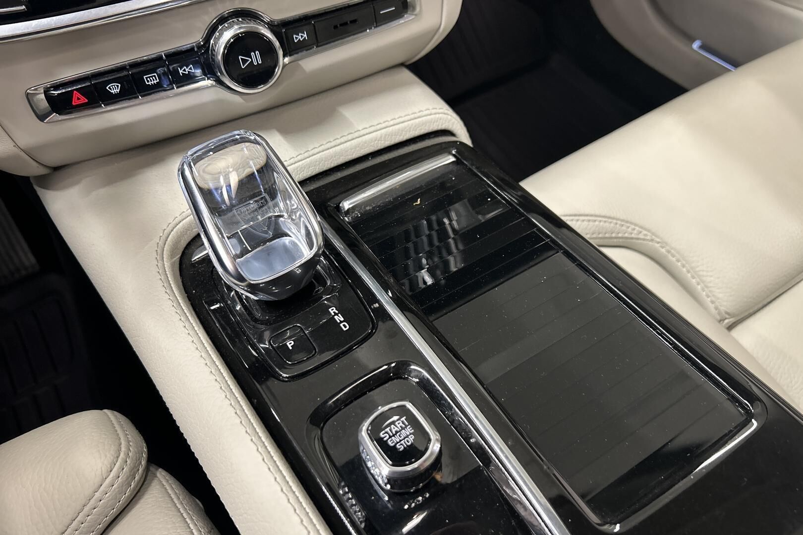 Volvo V90 iso kuva 22