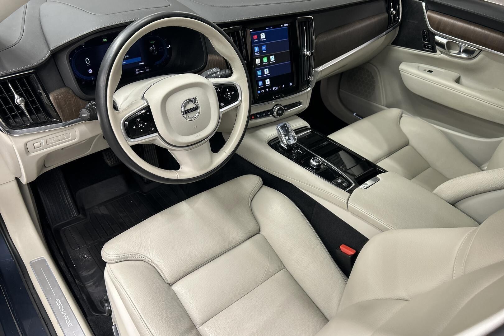 Volvo V90 iso kuva 8