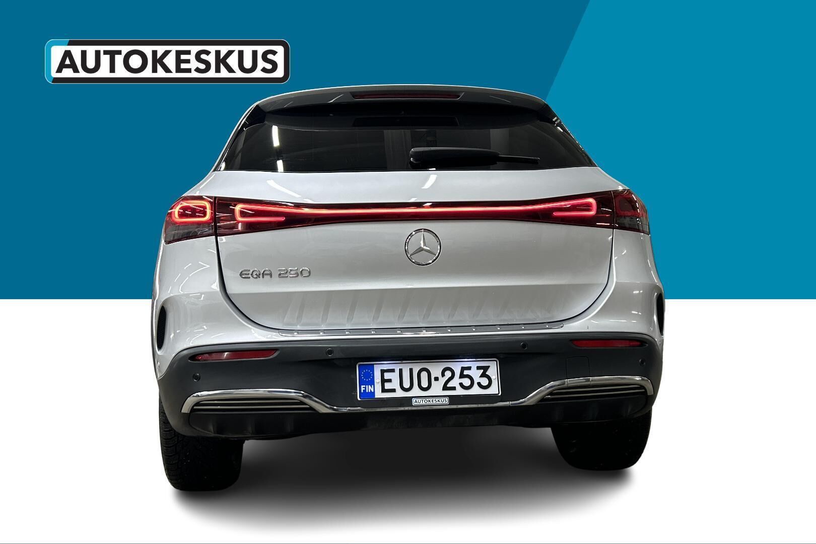 Mercedes-Benz EQA iso kuva 6