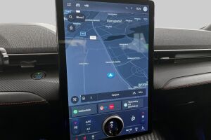 Ford Mustang Mach-E esikatselu 13