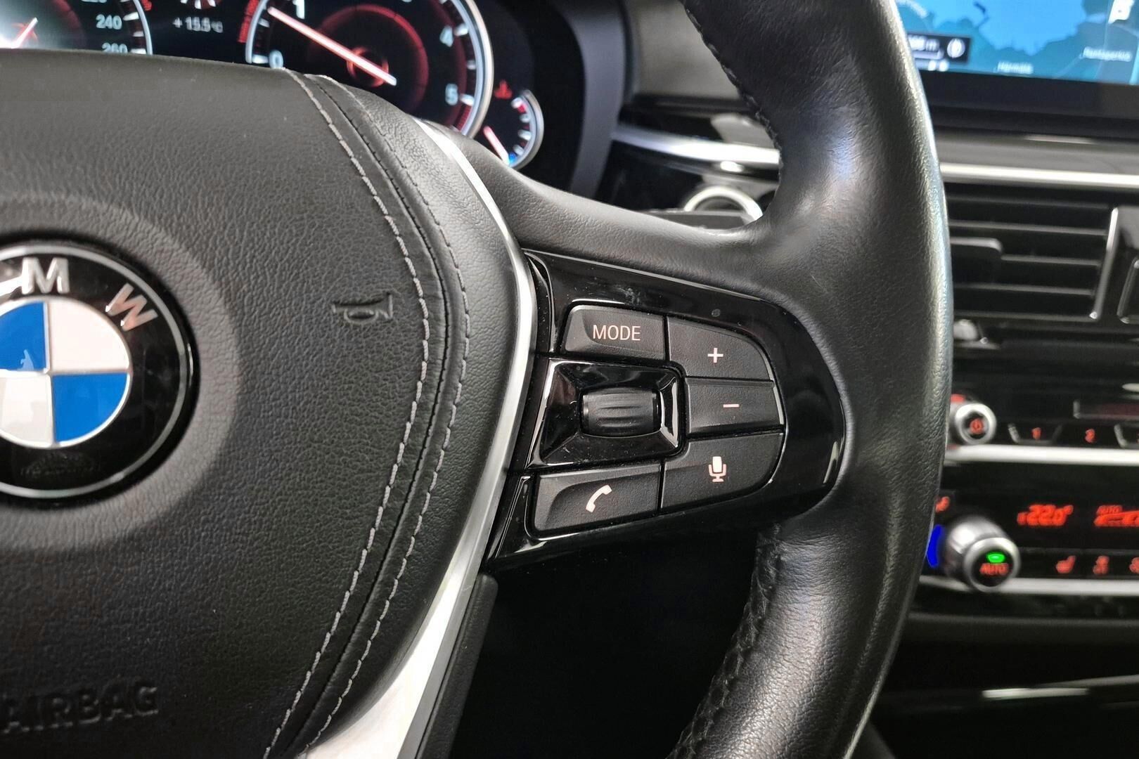 BMW 5-sarja iso kuva 22