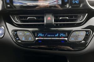 Toyota C-HR esikatselu 26