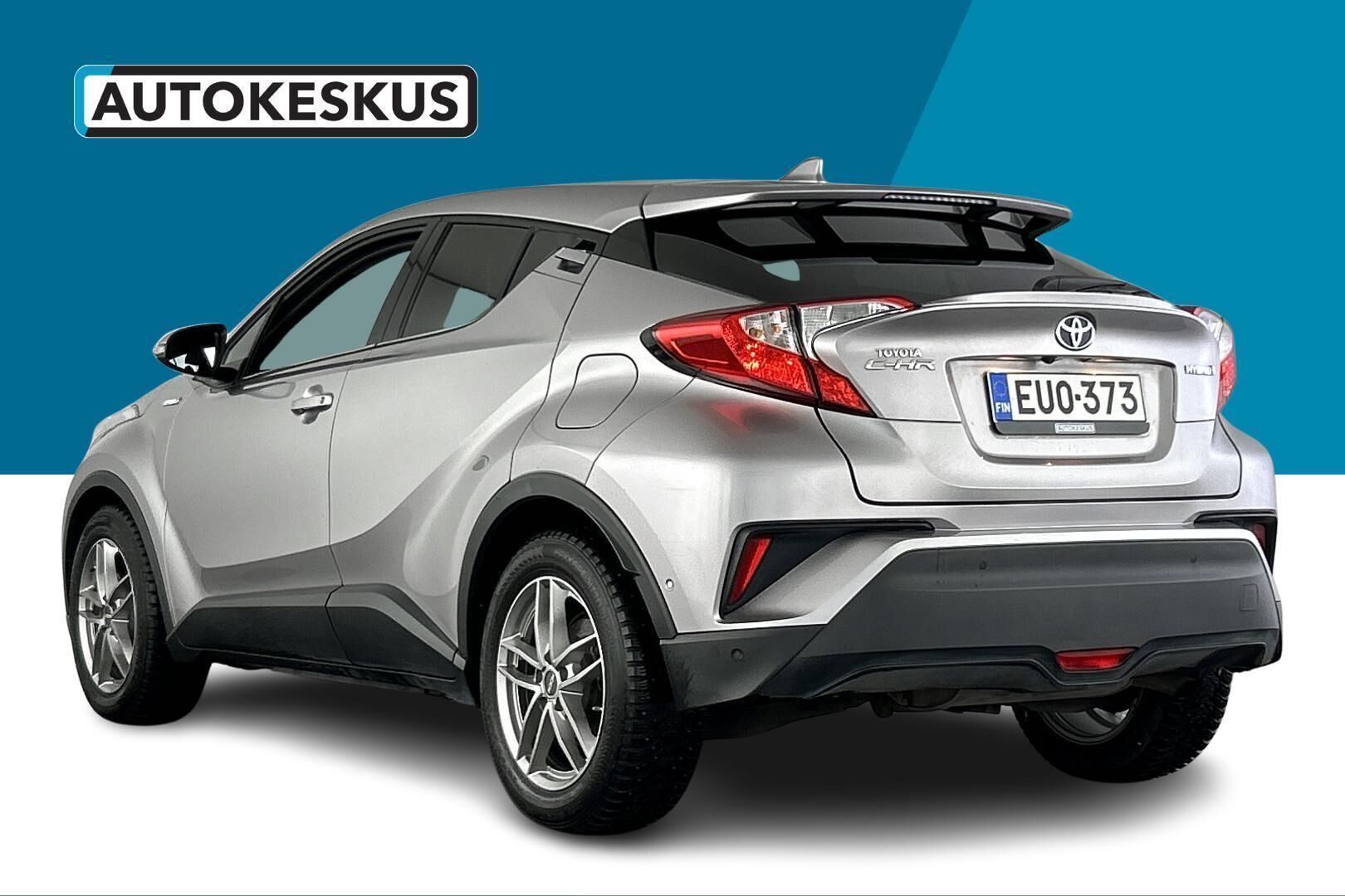 Toyota C-HR iso kuva 6