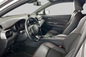 Toyota C-HR esikatselu 9