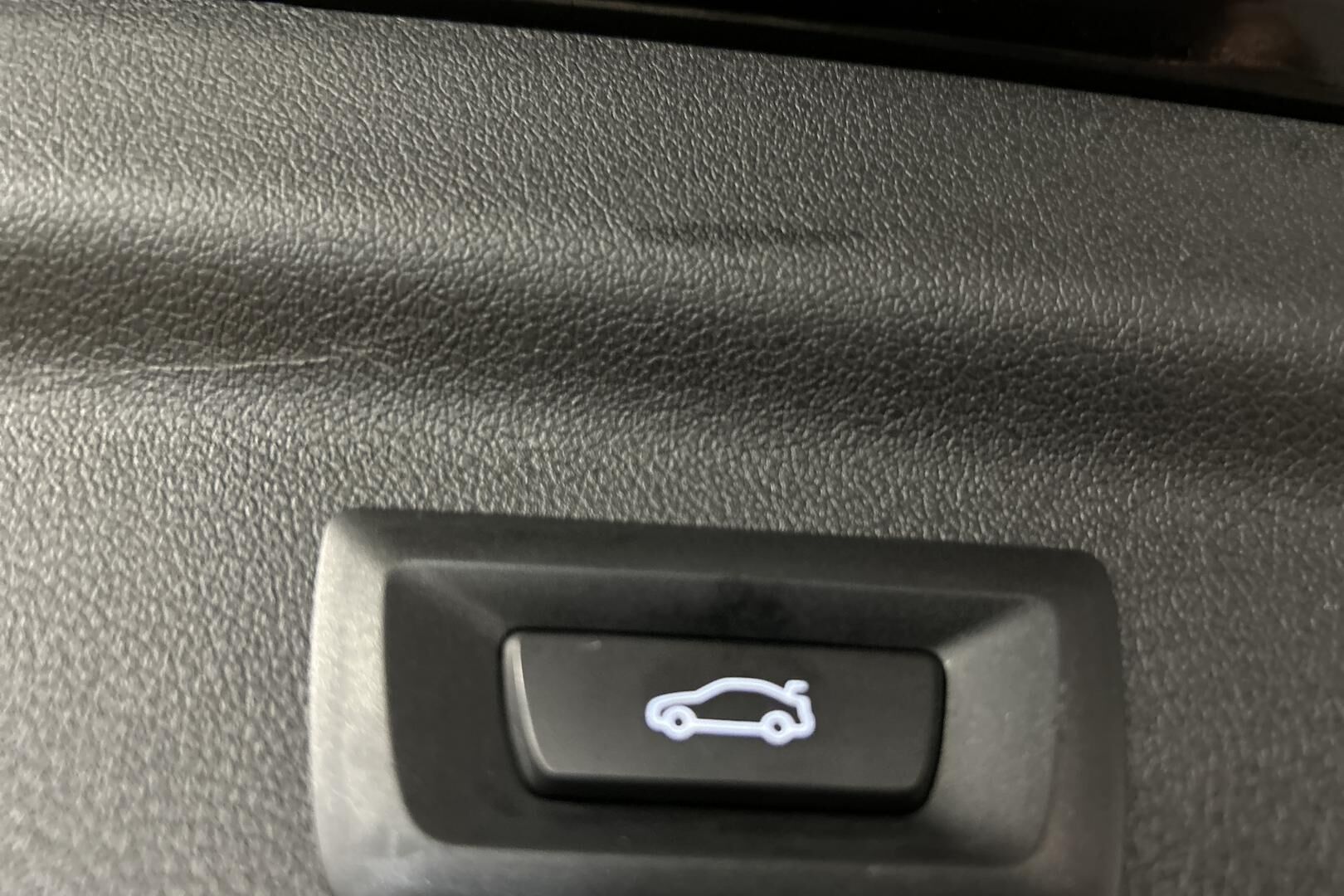 BMW X1 iso kuva 25