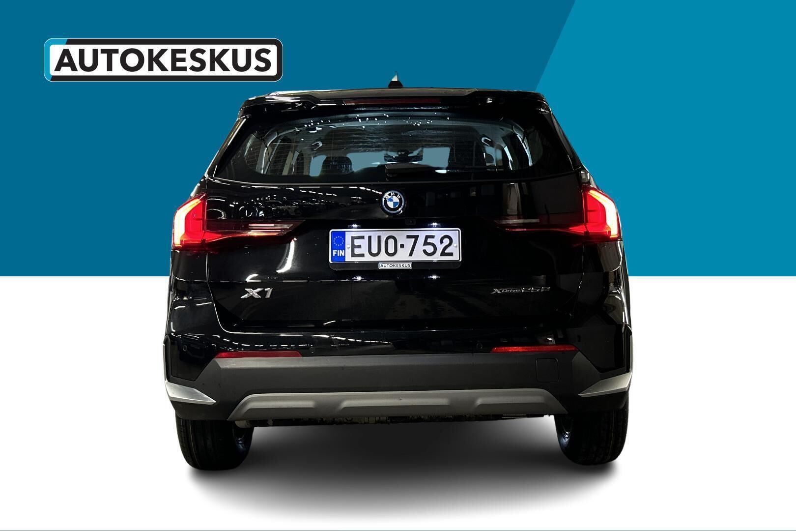 BMW X1 iso kuva 4