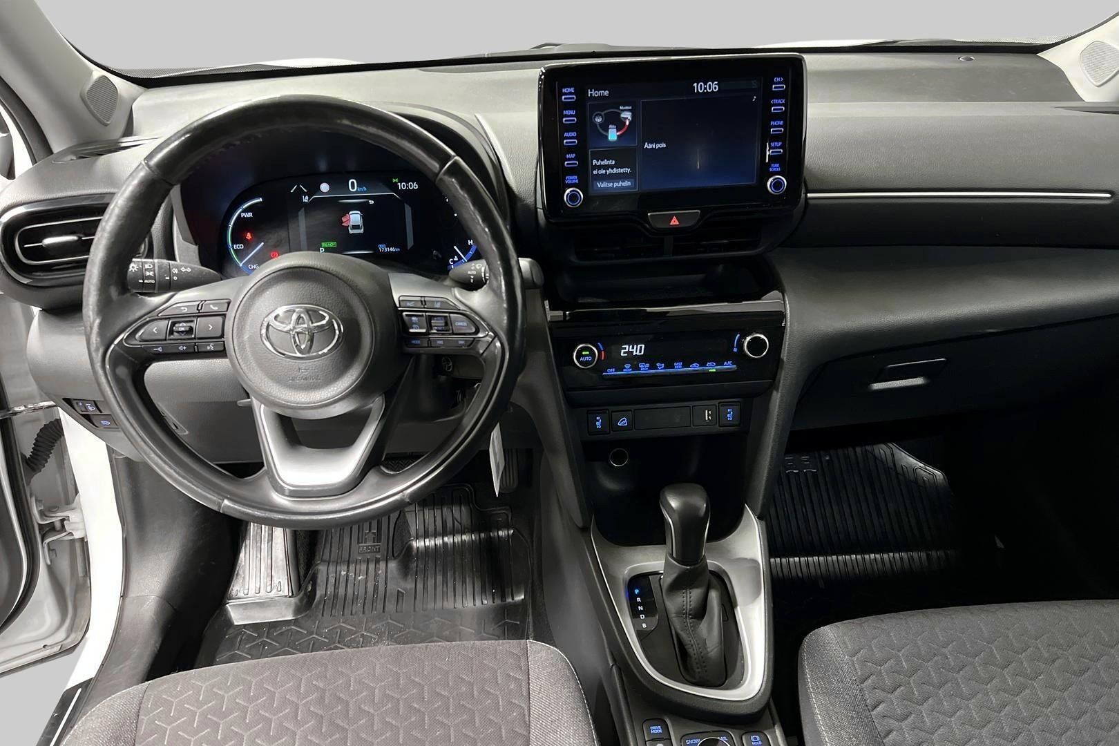 Toyota Yaris Cross iso kuva 6